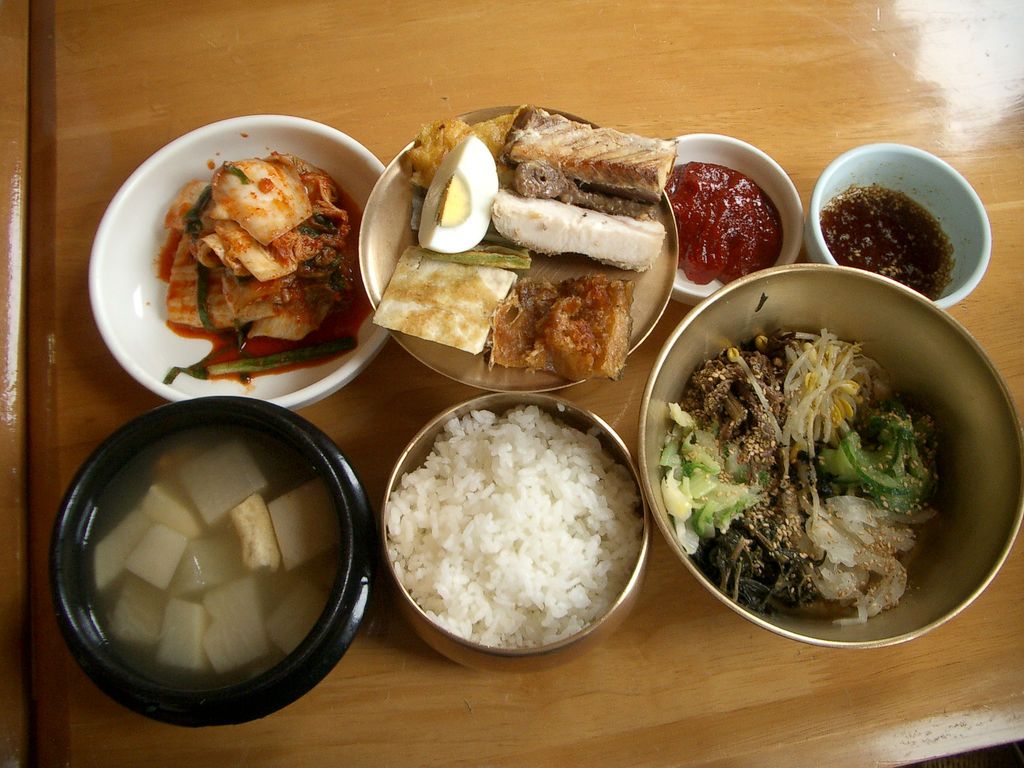 헛제삿밥 — 제사 음식에서 비롯한 나물 비빔밥, 안동의 별미