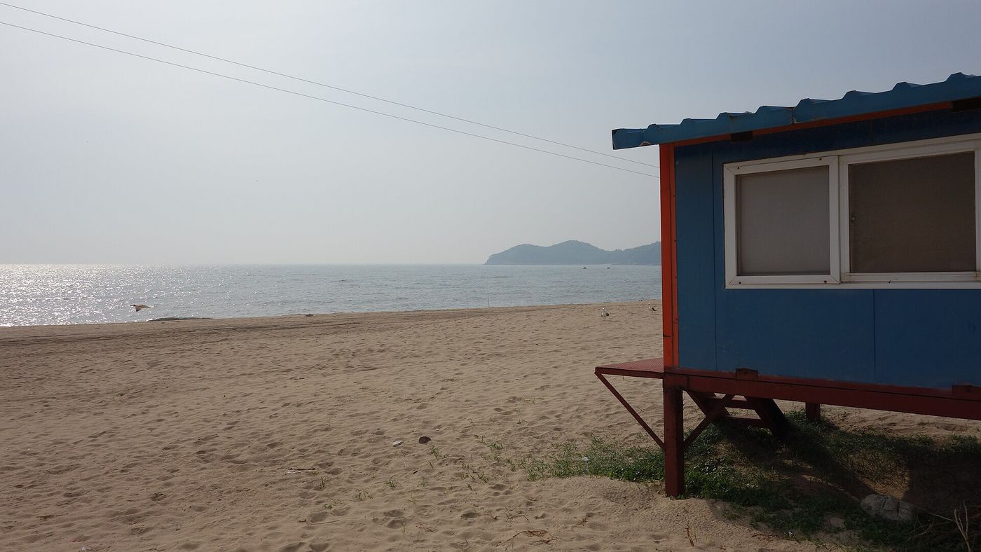 무의도 하나개해변 — 소무의도를 마주 보는 넓은 백사장