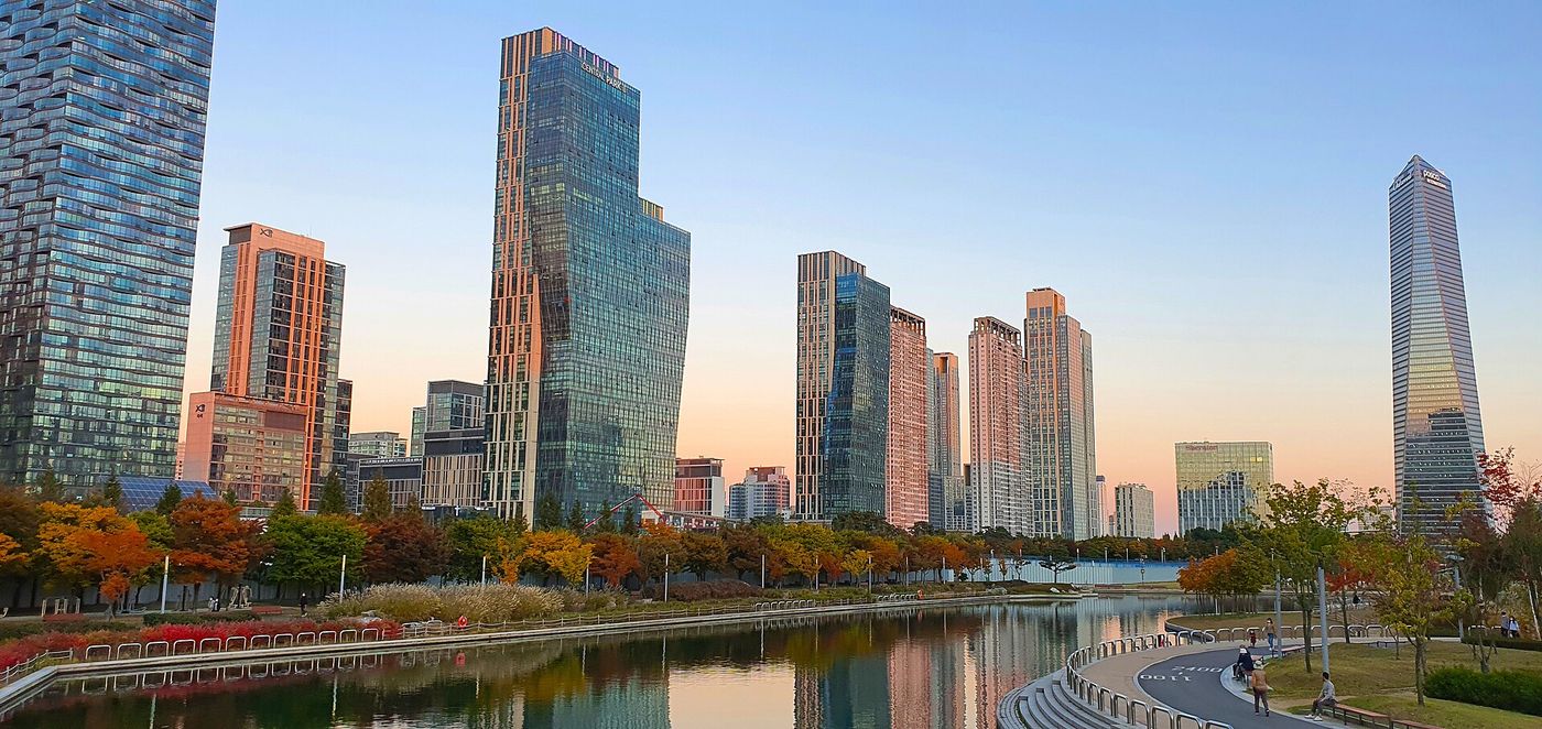 노을에 물든 송도 센트럴파크의 가을