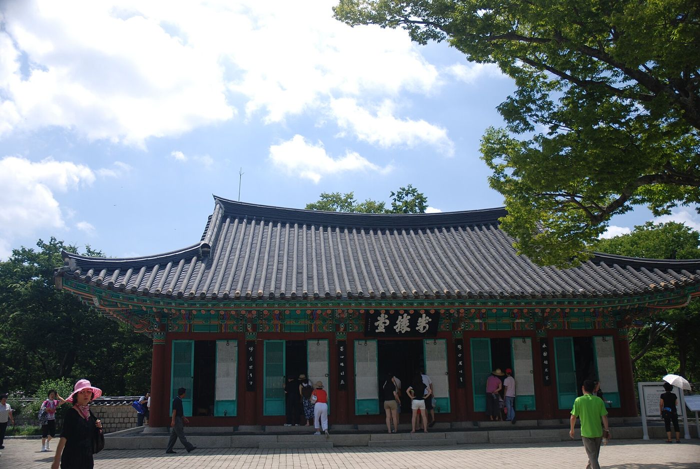 한산도 제승당 — 이순신 장군이 삼도수군 본영을 두고 한산대첩을 준비한 자리